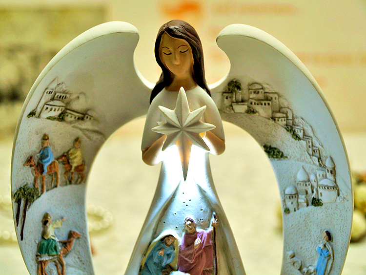 Christian Holy Jesus Figurine Elegant Led Angel Wings Christ Statue Christmas Nativity Scene Home Decor Gift - 16